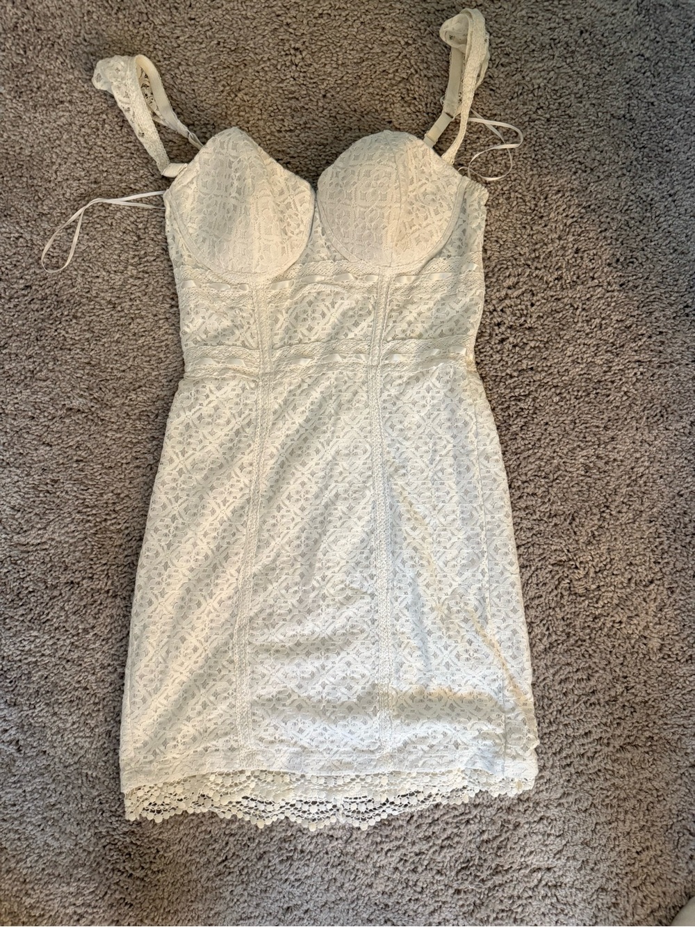 Guess | White Lace Mini Dress - Picture 2 of 6